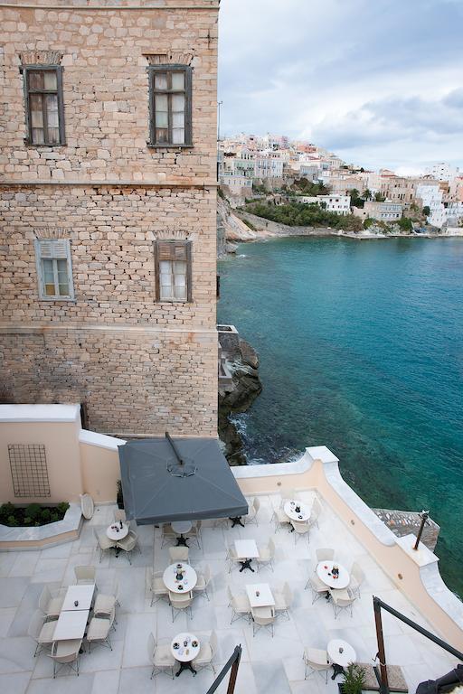 Hotel Ploes Ermupoli Exteriér fotografie