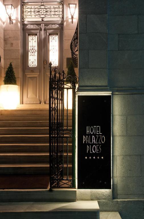 Hotel Ploes Ermupoli Exteriér fotografie
