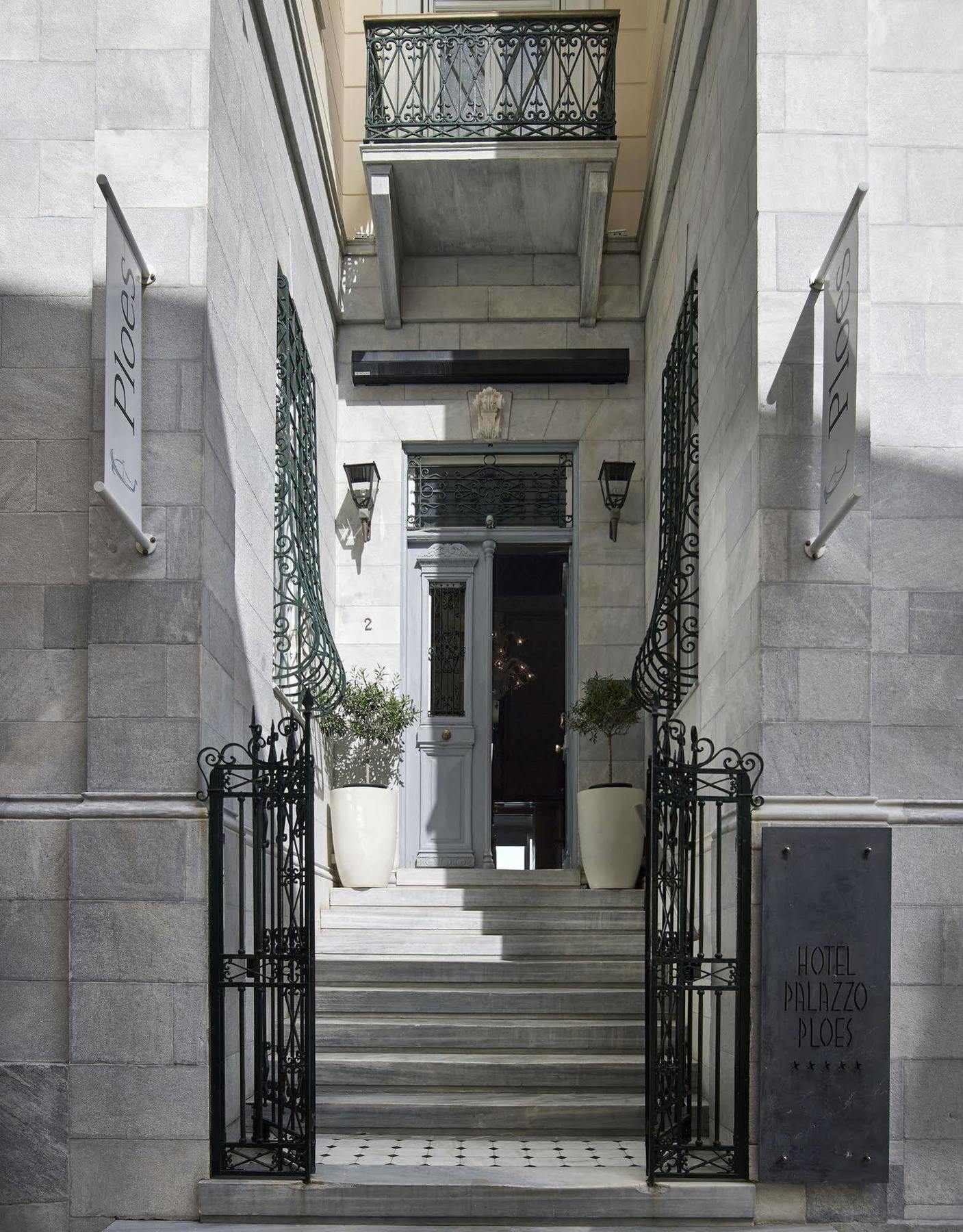 Hotel Ploes Ermupoli Exteriér fotografie