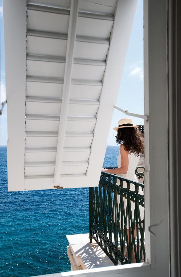 Hotel Ploes Ermupoli Exteriér fotografie
